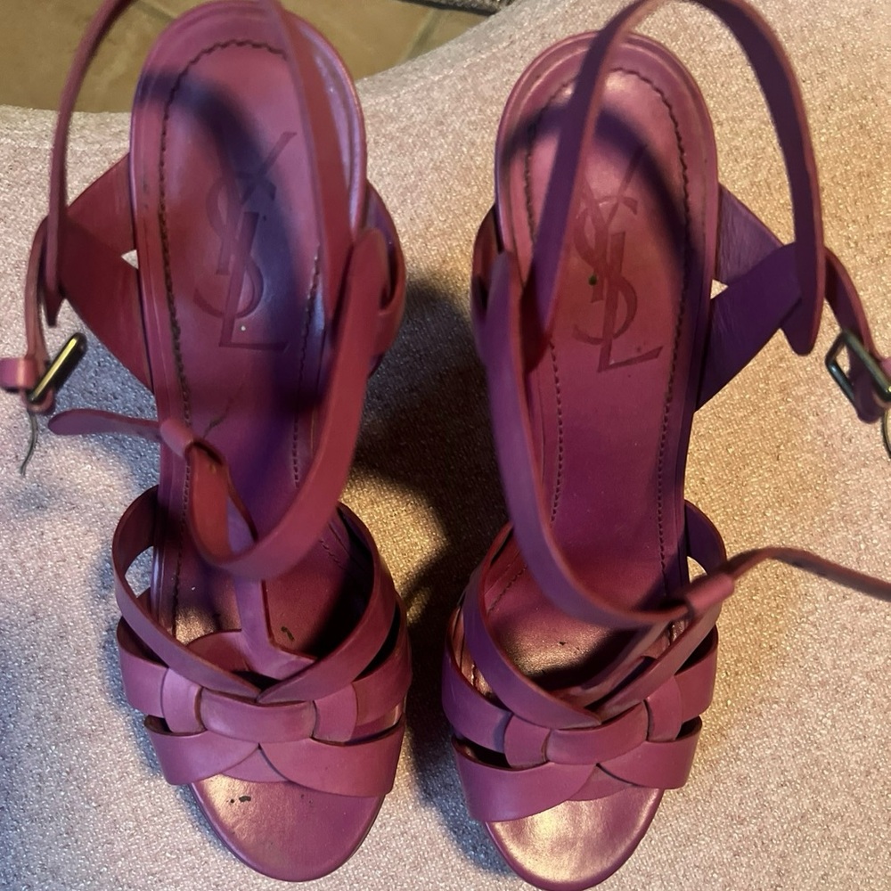 Ysl pre loved tributes color magenta! Size 38